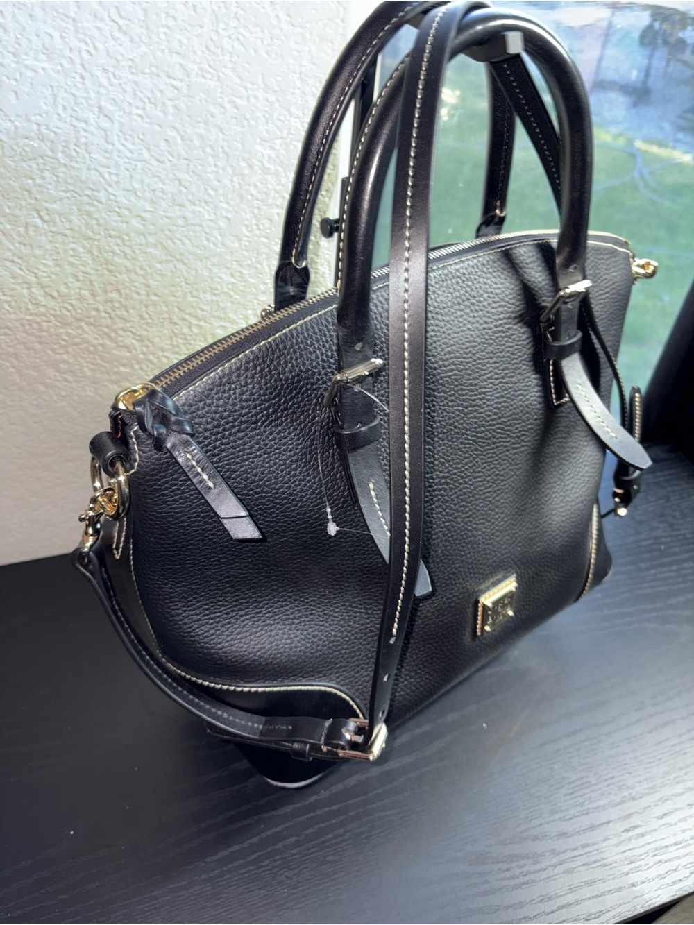 NWOT Dooney & Bourke Black Pebbled Leather Dome Satchel. NWOT - Picture 7 of 9
